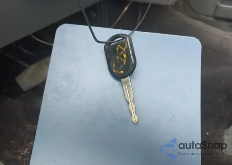 2015 Ford F-250 Xlt z USA, uszkodzony, nr VIN 1FT7W2BT6FED67075